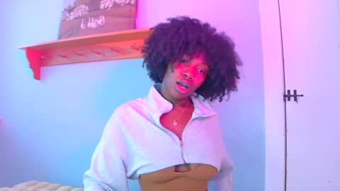 Snapshot of mochamimi chatting on February 16, 8:11 pm Mocha BDAY JAN 13 online show from February 16, 8:11 pm