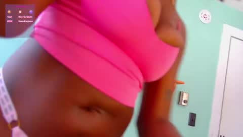 Snapshot of mochamimi chatting on February 24, 9:41 pm Mocha BDAY JAN 13 online show from February 24, 9:41 pm