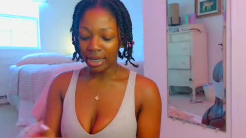 Snapshot of mochamimi chatting on February 19, 12:33 pm Mocha BDAY JAN 13 online show from February 19, 12:33 pm