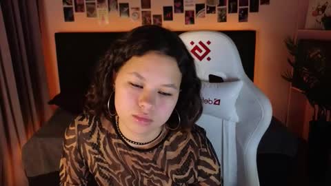 moco_choco online show from October 10, 2:05 am