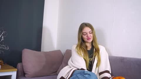 Kylie online show from September 12, 8:34 am