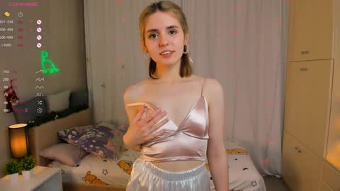 Snapshot of moirebroady chatting on January 25, 1:10 am Laura online show from January 25, 1:10 am