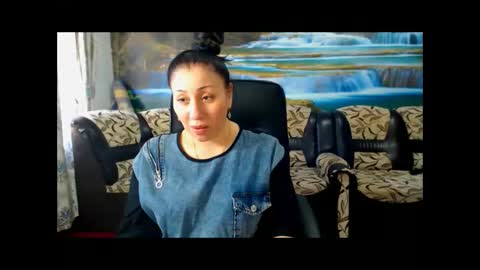 Snapshot of moistmady chatting on March 9, 8:18 am moistmady online show from March 9, 8:18 am