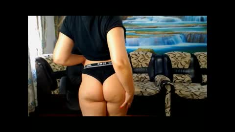 Snapshot of moistmady chatting on March 6, 7:03 am moistmady online show from March 6, 7:03 am