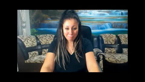 Snapshot of moistmady chatting on October 10, 6:13 pm moistmady online show from October 10, 6:13 pm