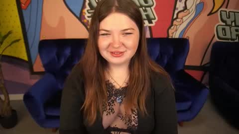 Snapshot of molinmoon chatting on October 1, 8:14 pm Rosa online show from October 1, 8:14 pm