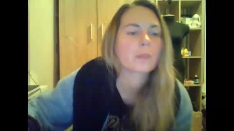 molly971345 online show from March 14, 6:09 pm