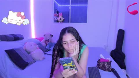 MARIANA online show from February 1, 2:05 am