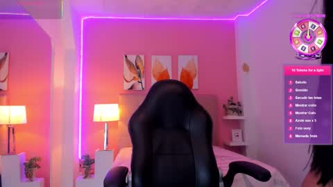    online show from February 7, 12:31 pm