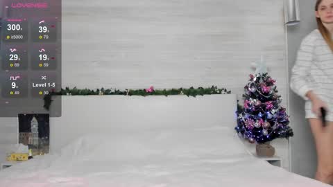 Molly Hunt online show from December 30, 3:47 am