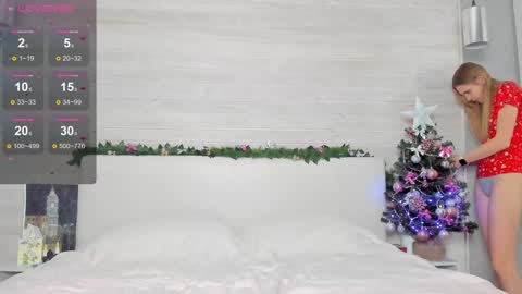 Molly Hunt online show from December 18, 5:37 am