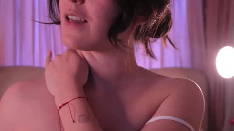   MOLLY   online show from November 14, 3:23 pm