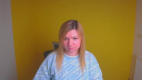 Molly online show from January 12, 12:23 pm