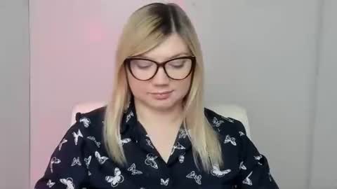 Molly online show from October 12, 12:18 pm