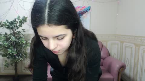 Molly Owens online show from December 26, 7:56 am