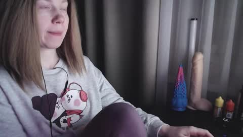 I have new photos come and see with love Molly online show from February 16, 2:33 am