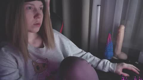 I have new photos come and see with love Molly online show from January 26, 2:52 pm