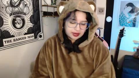 Snapshot of molly_shake chatting on March 6, 5:57 am Molly online show from March 6, 5:57 am