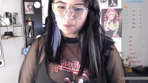 Snapshot of molly_shake chatting on February 4, 6:04 am Molly online show from February 4, 6:04 am