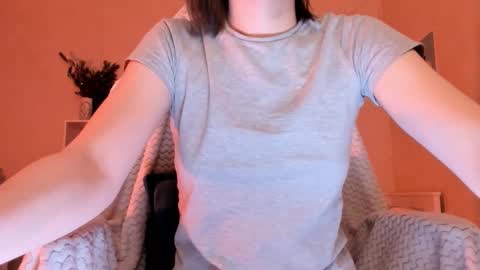 Molly online show from March 5, 3:13 am