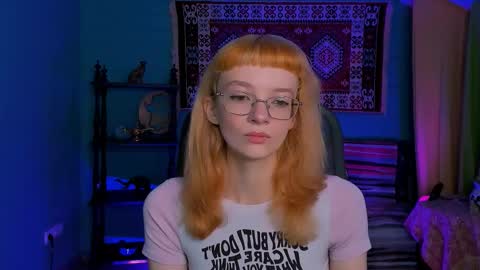 Snapshot of mollyjiggles chatting on October 28, 12:22 pm mollyjiggles online show from October 28, 12:22 pm