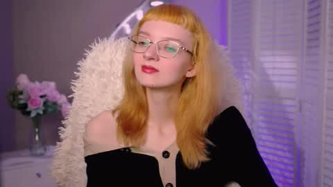 Snapshot of mollyjiggles chatting on October 18, 8:06 am mollyjiggles online show from October 18, 8:06 am