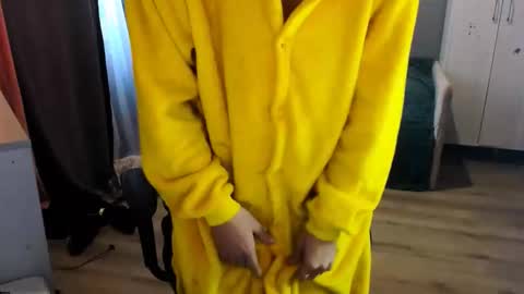  KIRA  online show from September 17, 3:26 am