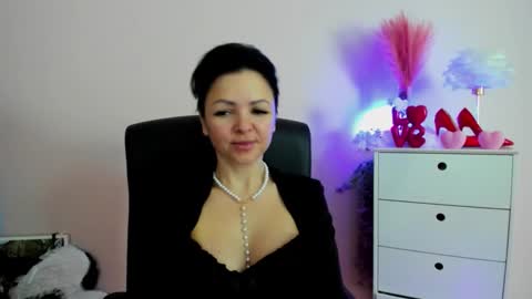 Molly online show from March 23, 7:36 am