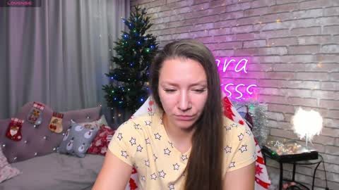 hi im Molly heregreat boobs big heart  warm pussy  online show from December 14, 2:44 am