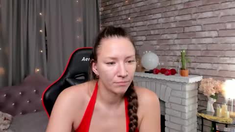 hi im Molly heregreat boobs big heart  warm pussy  online show from January 18, 12:29 am