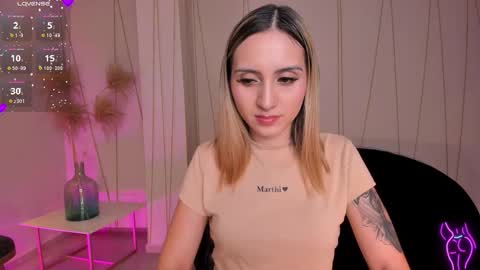 Molly Sunders online show from December 17, 8:24 pm