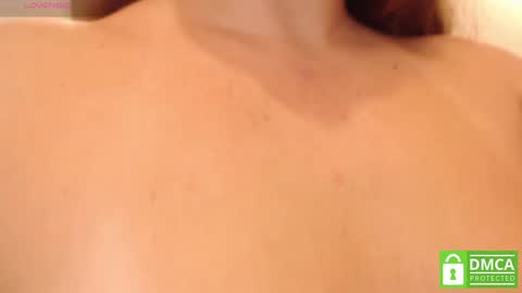 Snapshot of mollywayne chatting on December 28, 2:33 am Molly Join my social networks online show from December 28, 2:33 am