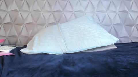 mollyy_777 online show from November 14, 2:33 am