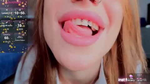 Molly online show from November 8, 9:47 am