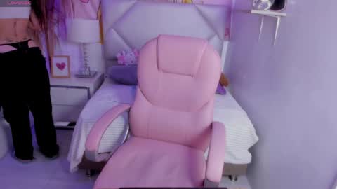 20 online show from May 29, 4:38 pm
