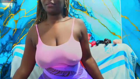  DINAH  online show from June 1, 2:02 am