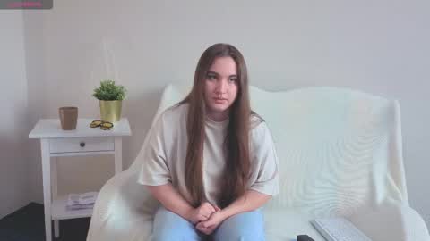 momy_lilu online show from September 12, 10:13 am
