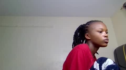 Snapshot of mona_luv1 chatting on September 9, 12:10 am Mona online show from September 9, 12:10 am