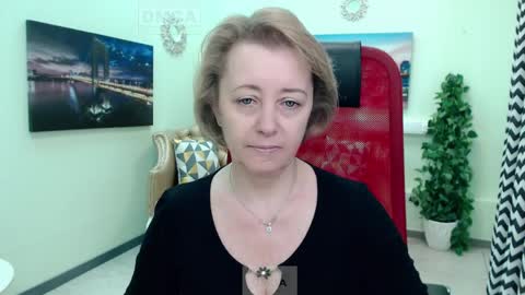 Mona online show from April 9, 11:04 am