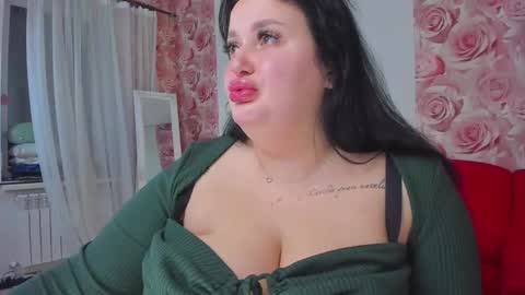 Monica online show from December 10, 7:16 am