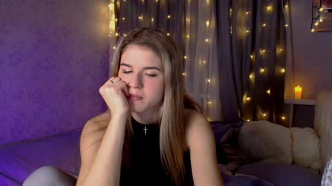 Monica online show from December 2, 9:59 pm