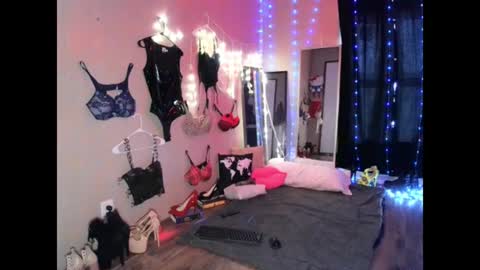 Monica online show from June 30, 1:54 pm