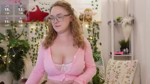 Snapshot of monicaasis chatting on September 14, 6:06 pm monicaasis online show from September 14, 6:06 pm