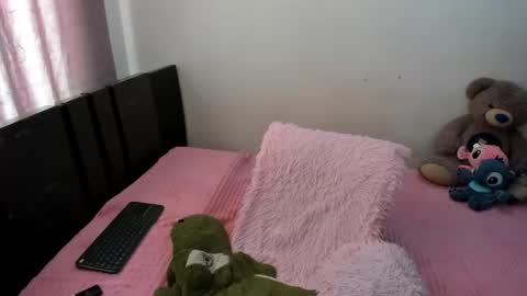 Monica online show from November 1, 6:34 pm