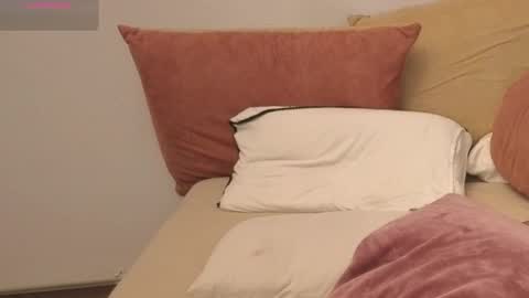 monicaluxxx online show from January 14, 11:48 am