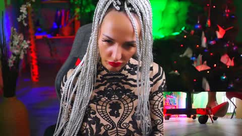Monika online show from December 24, 1:50 pm
