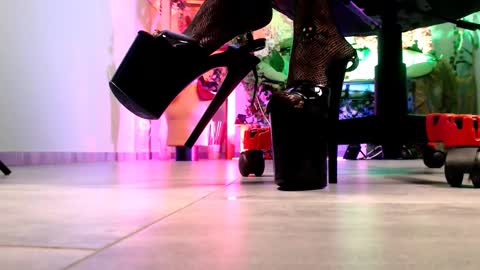 Snapshot of monicamaxwel chatting on October 11, 1:36 pm Monika online show from October 11, 1:36 pm