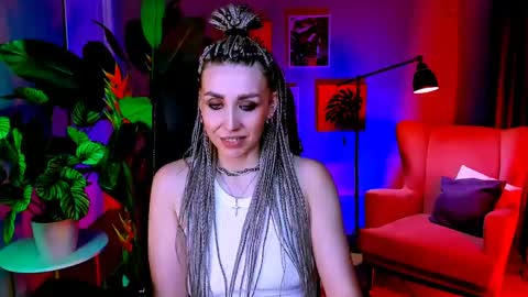 monicariley online show from April 24, 6:33 pm