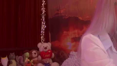 Monika    online show from March 15, 2:46 am