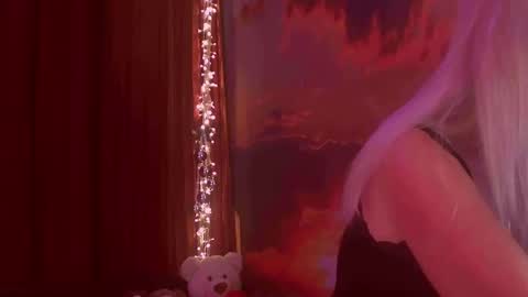 Monika    online show from November 27, 2:47 am